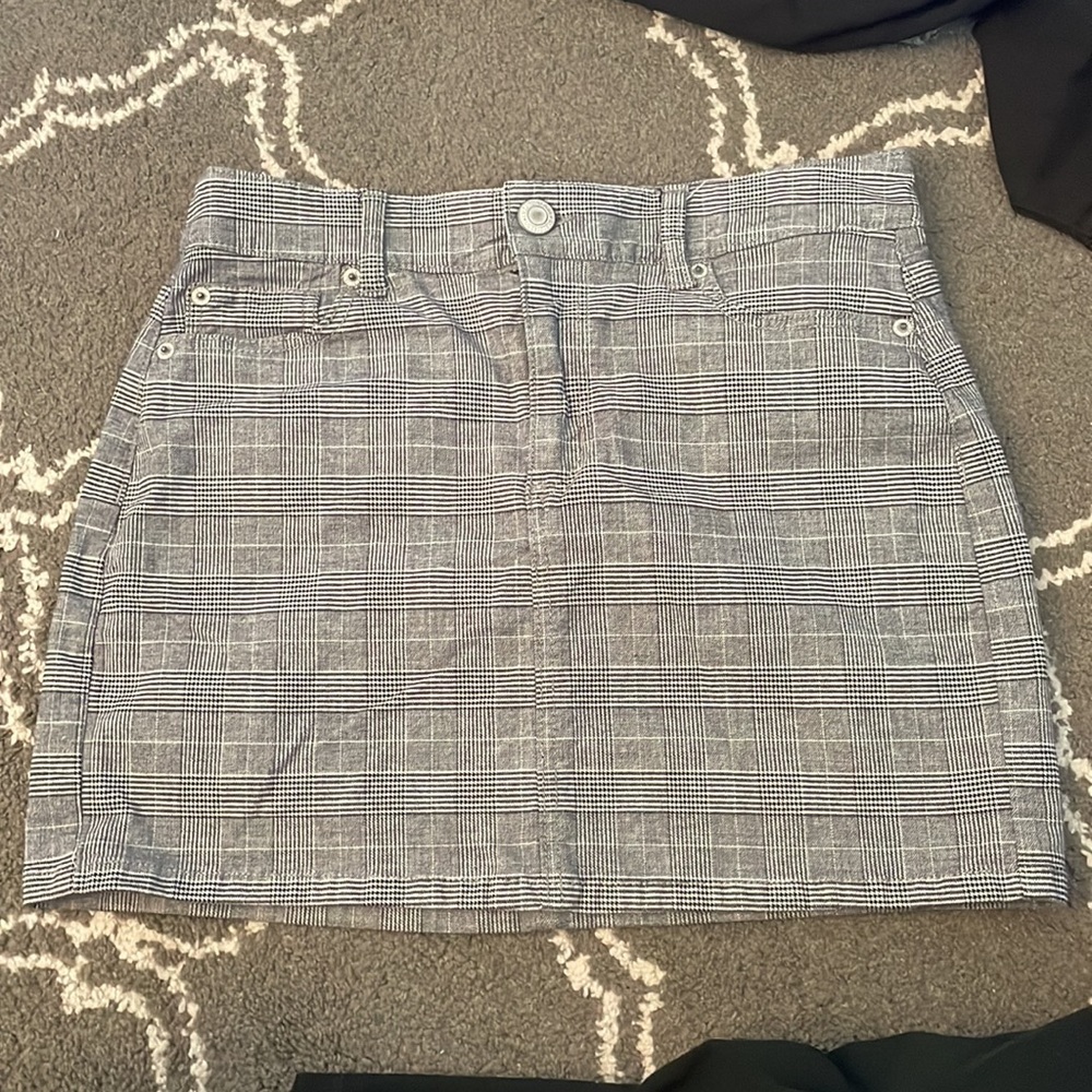 Plaid mini skirt